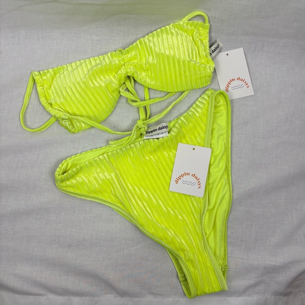 NWT Dippin' Daisy's Neon Ribbed Velvet Bikini Set Size M